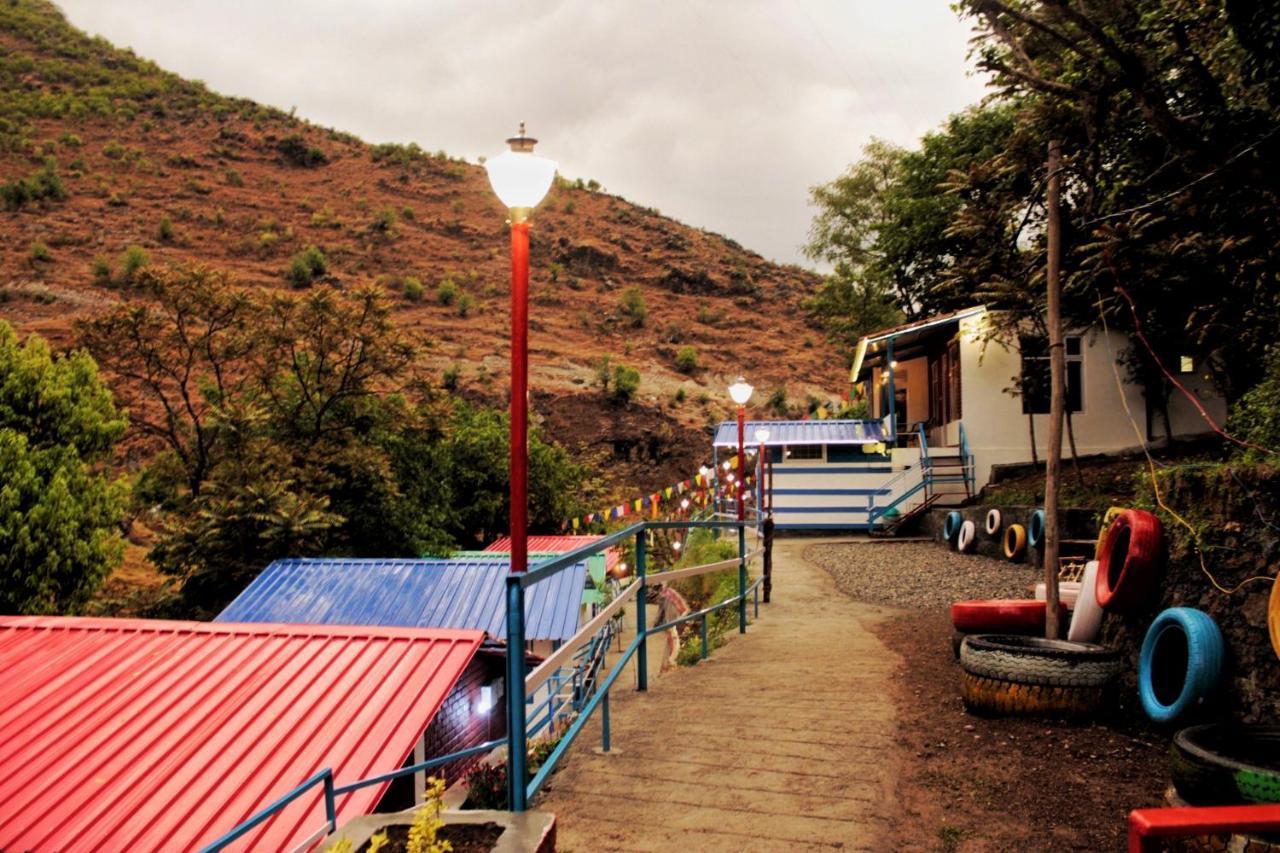The Stream Side Hostel Масурі Екстер'єр фото