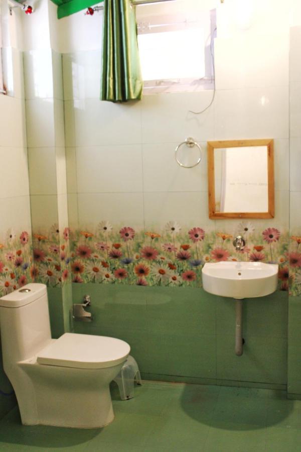 The Stream Side Hostel Масурі Екстер'єр фото