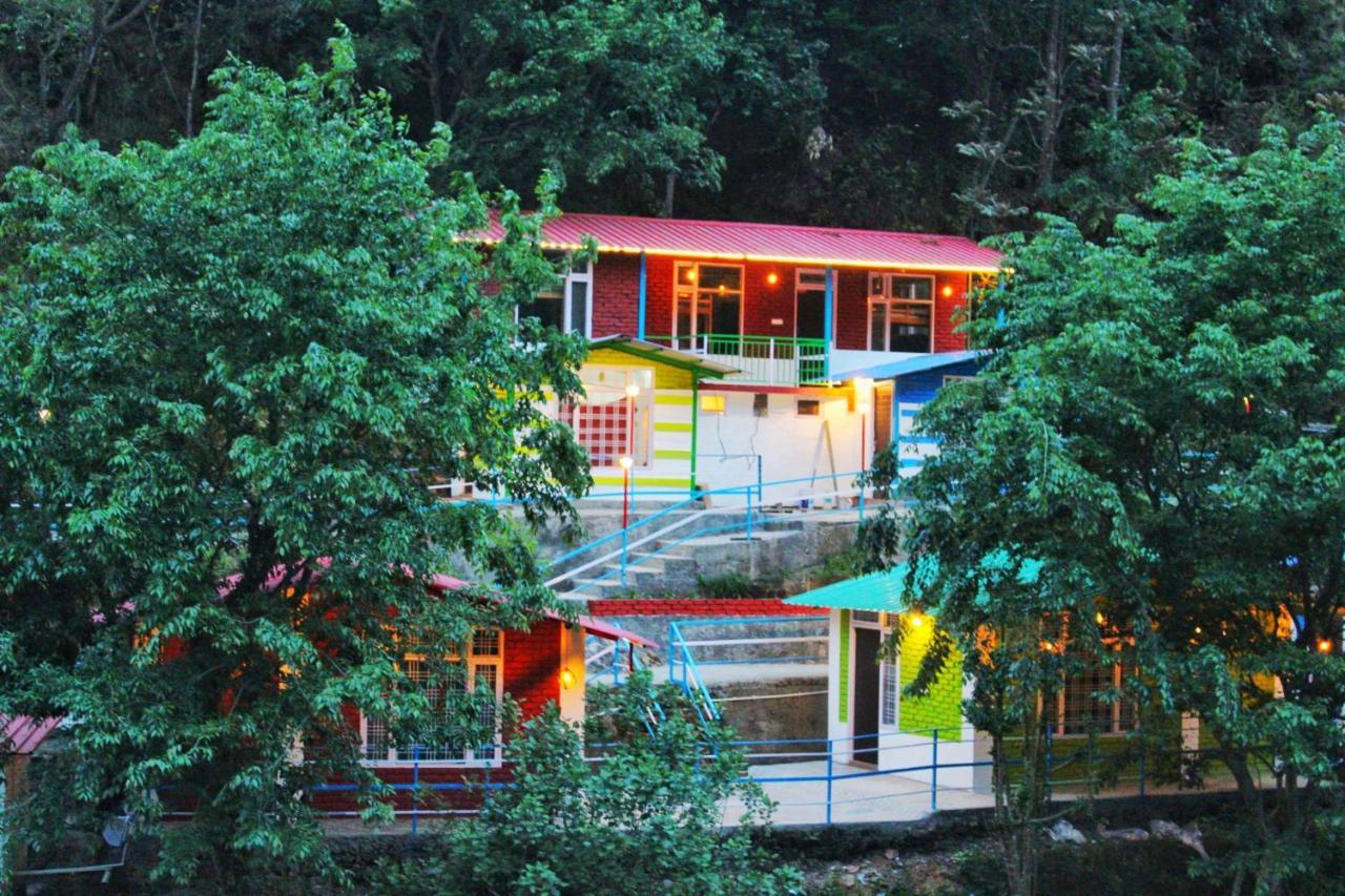 The Stream Side Hostel Масурі Екстер'єр фото