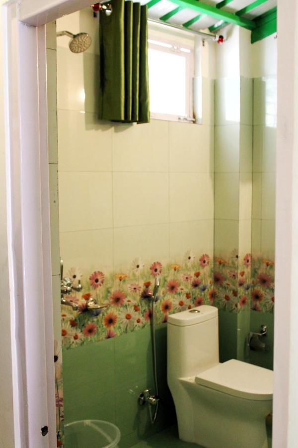 The Stream Side Hostel Масурі Екстер'єр фото