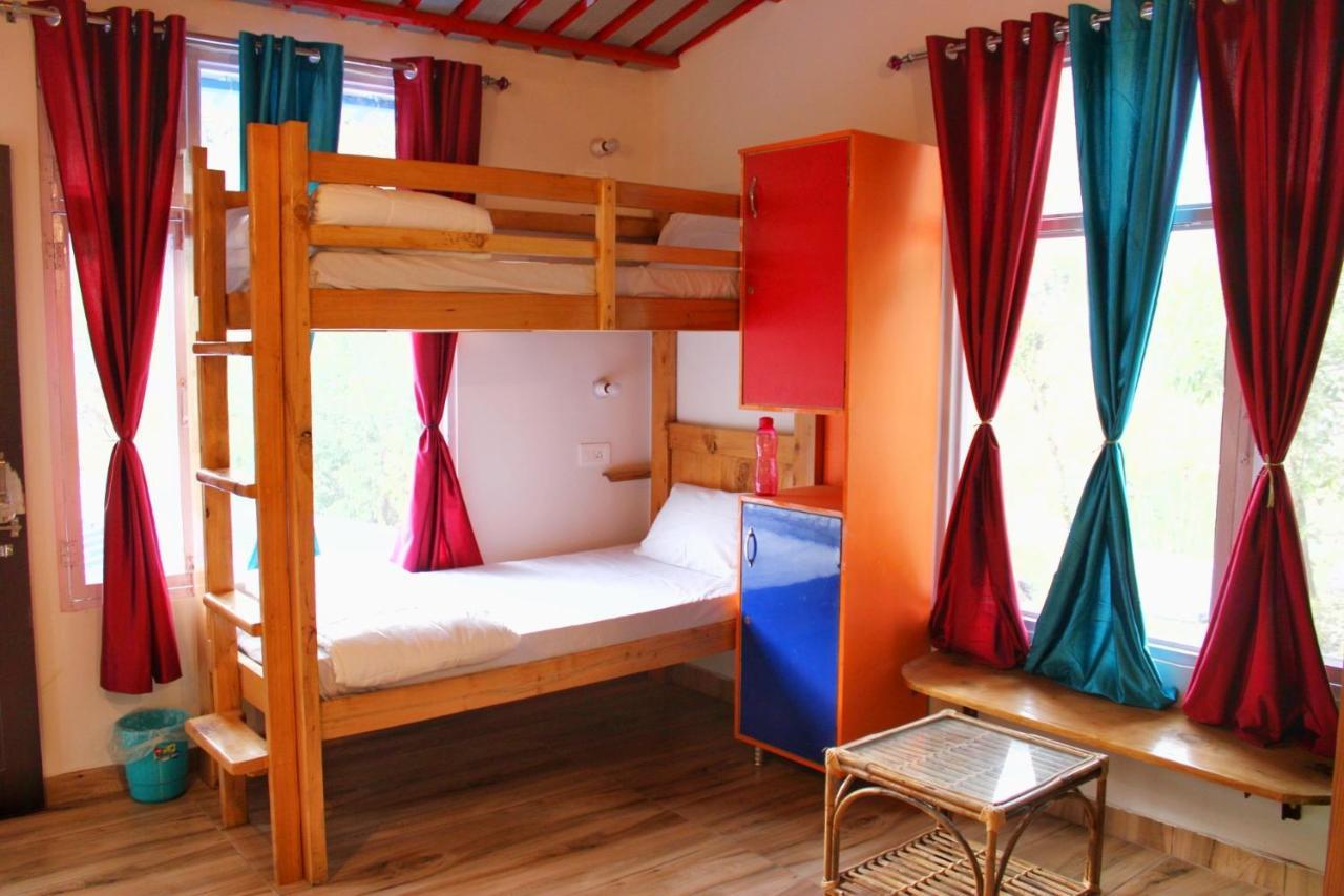 The Stream Side Hostel Масурі Екстер'єр фото