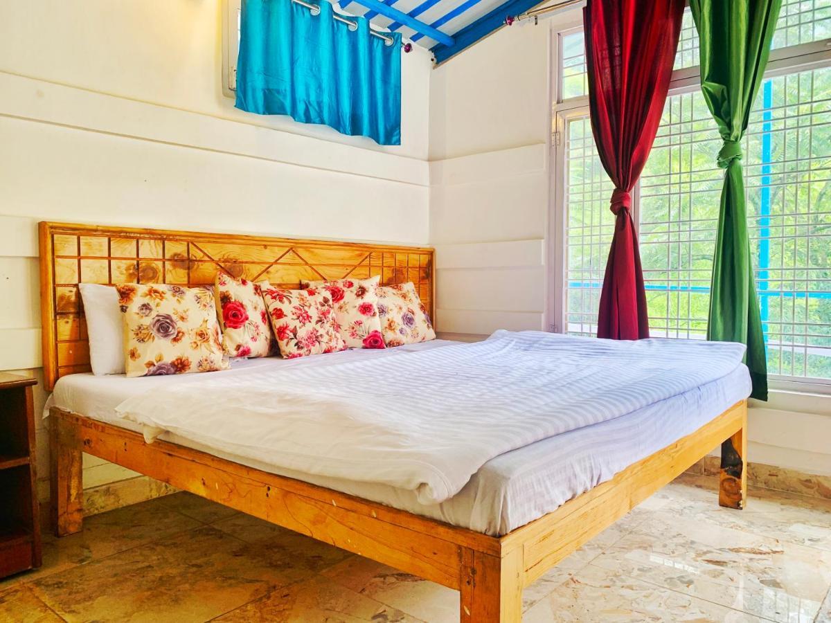 The Stream Side Hostel Масурі Екстер'єр фото