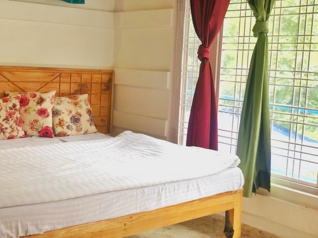 The Stream Side Hostel Масурі Екстер'єр фото